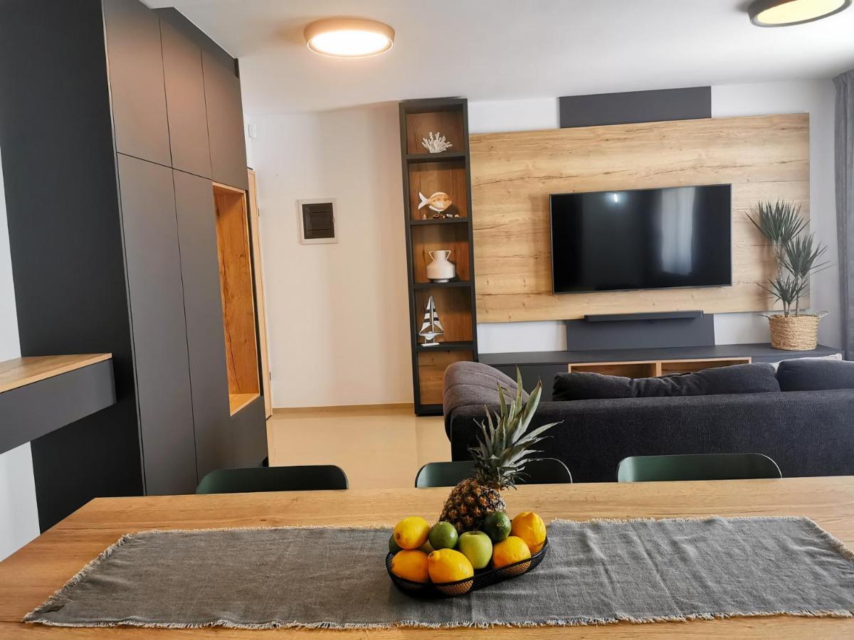 Black Pearl - Luxury Seaside App With Pool & Bbq, Istra Банджоле Экстерьер фото