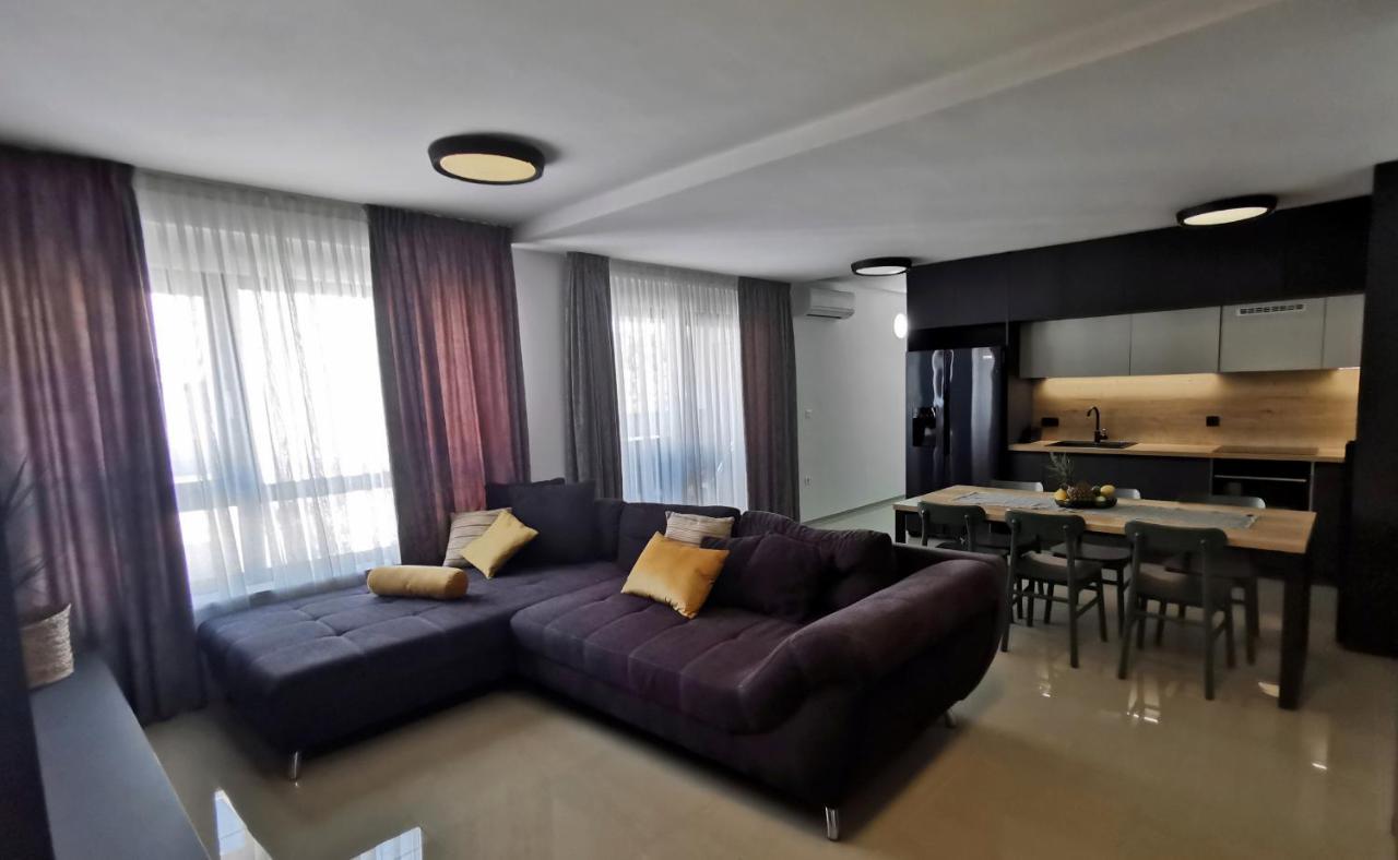 Black Pearl - Luxury Seaside App With Pool & Bbq, Istra Банджоле Экстерьер фото