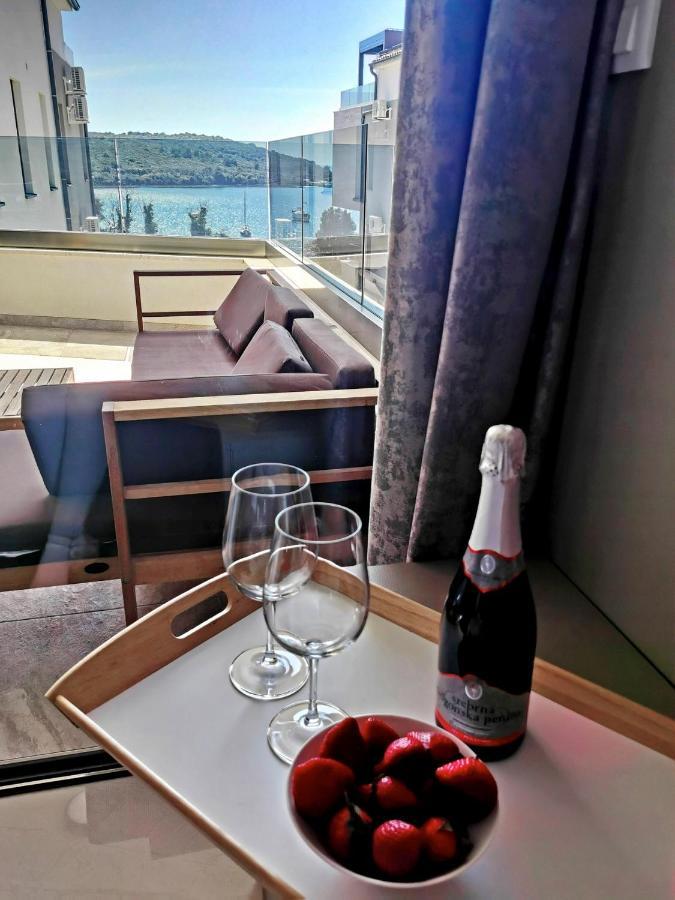 Black Pearl - Luxury Seaside App With Pool & Bbq, Istra Банджоле Экстерьер фото