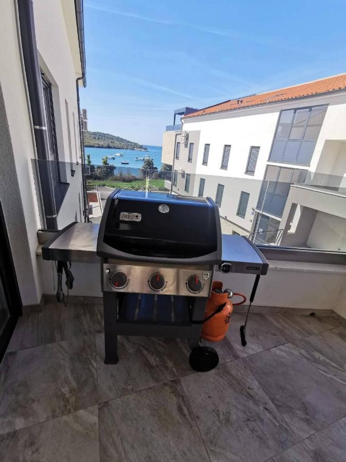 Black Pearl - Luxury Seaside App With Pool & Bbq, Istra Банджоле Экстерьер фото
